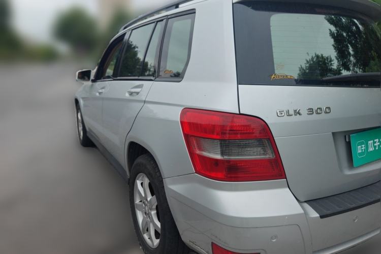 Used Mercedes-Benz GLK-Class 2011 GLK 300 4MATIC Dynamic Model Rear Left 45 Deg