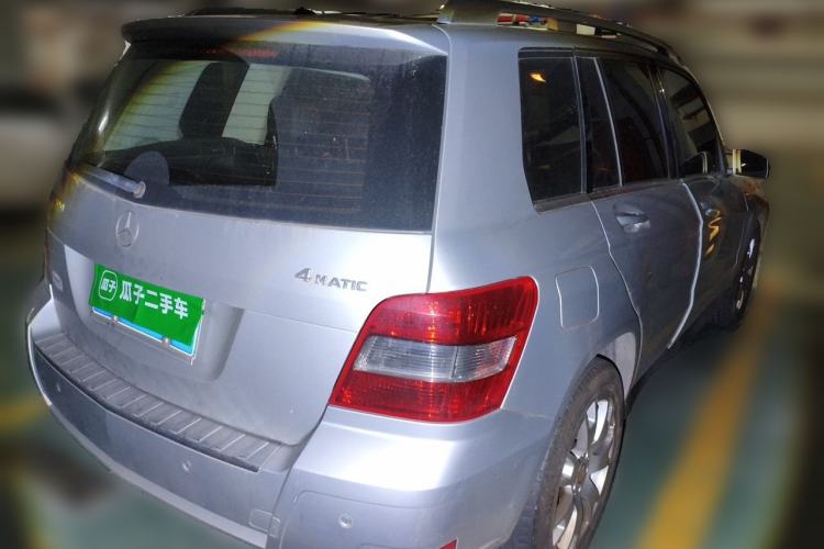 Used Mercedes-Benz GLK-Class 2011 GLK 300 4MATIC Fashion Model Rear Right 45 Deg