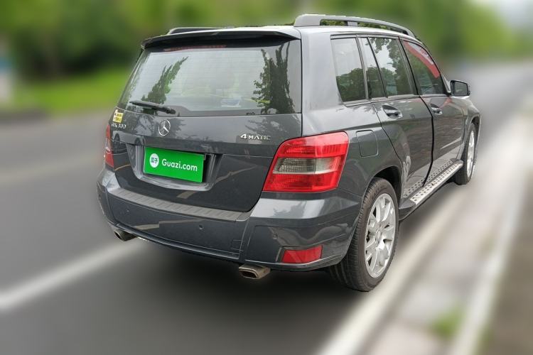 Used Mercedes-Benz GLK-Class 2011 GLK 300 4MATIC Fashion Model Rear Right 45 Deg
