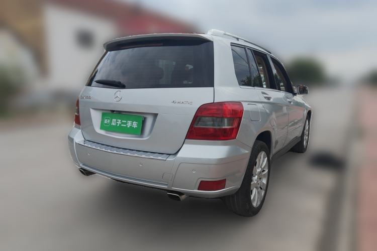 Used Mercedes-Benz GLK-Class 2011 GLK 300 4MATIC Fashion Model Rear Right 45 Deg
