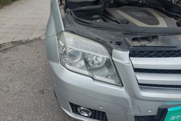 Used Mercedes-Benz GLK-Class 2011 GLK 300 4MATIC Dynamic Model Right Front Headlight