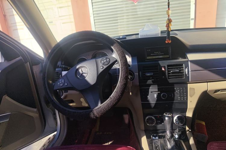 Used Mercedes-Benz GLK-Class 2011 GLK 300 4MATIC Fashion Model Steering Wheel