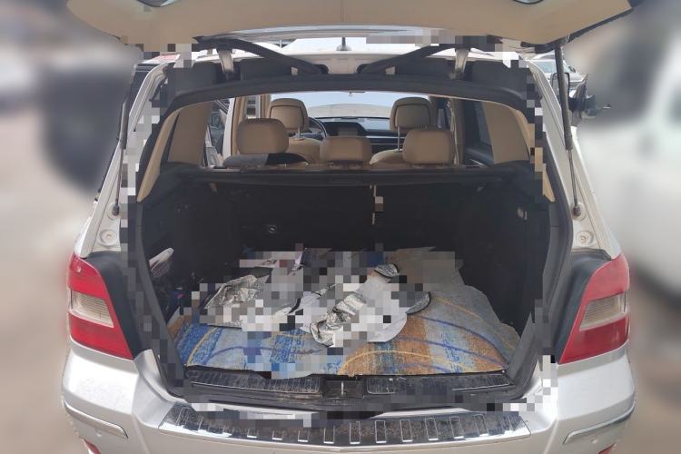 Used Mercedes-Benz GLK-Class 2011 GLK 300 4MATIC Fashion Model Trunk