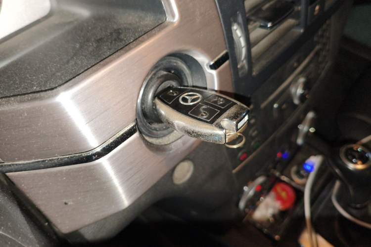 Used Mercedes-Benz GLK-Class 2011 GLK 300 4MATIC Fashion Model Vehicle Key