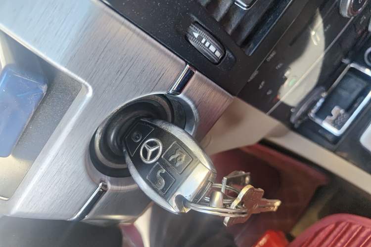 Used Mercedes-Benz GLK-Class 2011 GLK 300 4MATIC Fashion Model Vehicle Key
