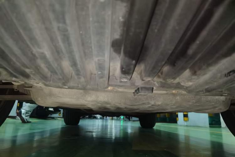 Used Mercedes-Benz GLK-Class 2011 GLK 300 4MATIC Dynamic Model Chassis Front