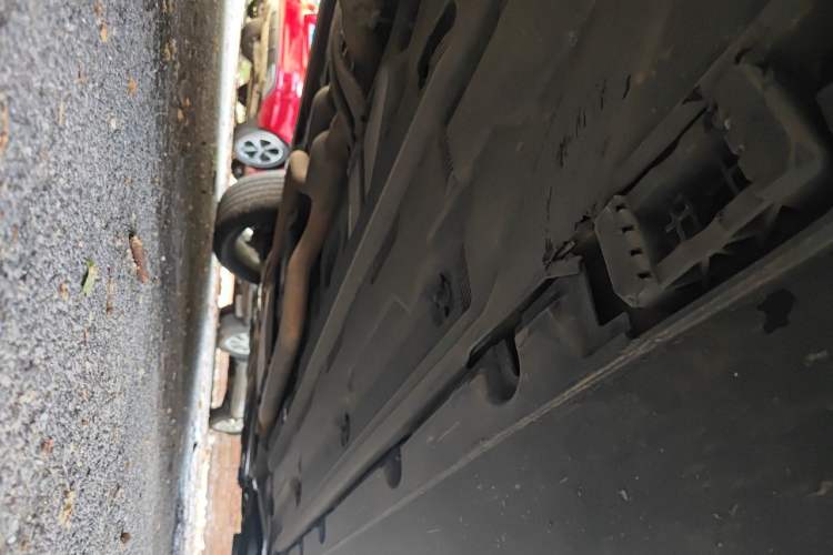 Used Mercedes-Benz GLK-Class 2011 GLK 300 4MATIC Fashion Model Chassis Rear Right