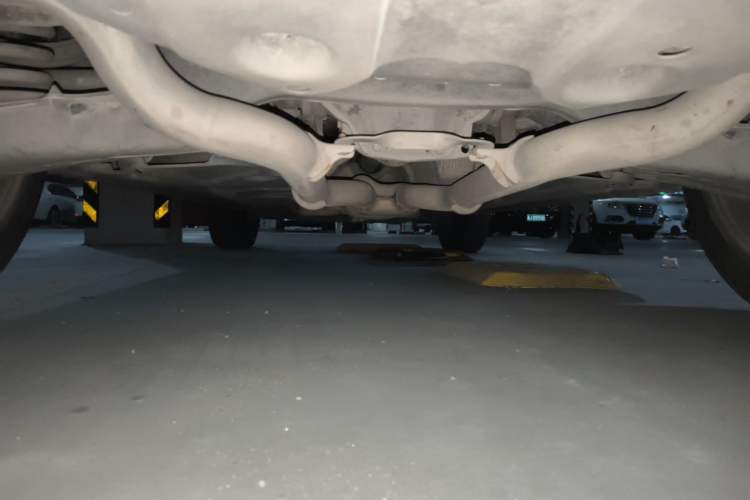 Used Mercedes-Benz GLK-Class 2011 GLK 300 4MATIC Luxury Model Chassis Rear