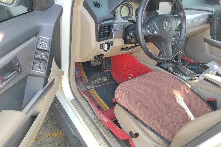 Used Mercedes-Benz GLK-Class 2011 GLK 300 4MATIC Dynamic Model Driver Seat