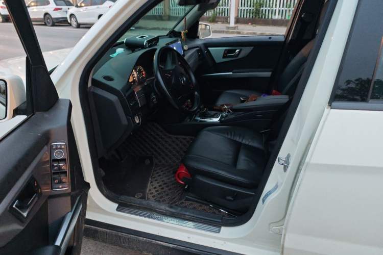 Used Mercedes-Benz GLK-Class  Driver Seat