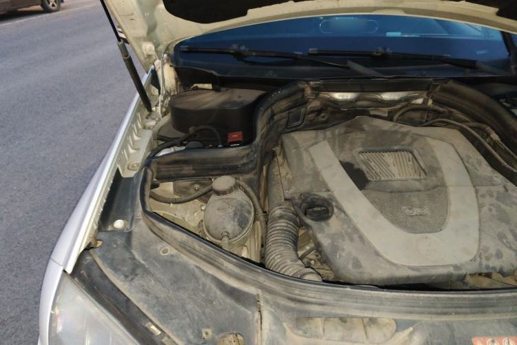 Used Mercedes-Benz GLK-Class  Engine Bay Right