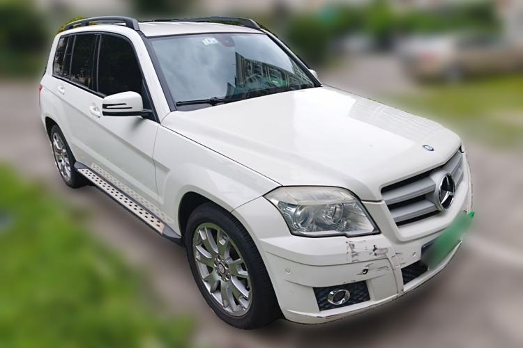 Used Mercedes-Benz GLK-Class 2011 GLK 300 4MATIC Dynamic Model Front Right 45 Deg