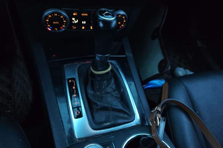 Used Mercedes-Benz GLK-Class  Gear Lever