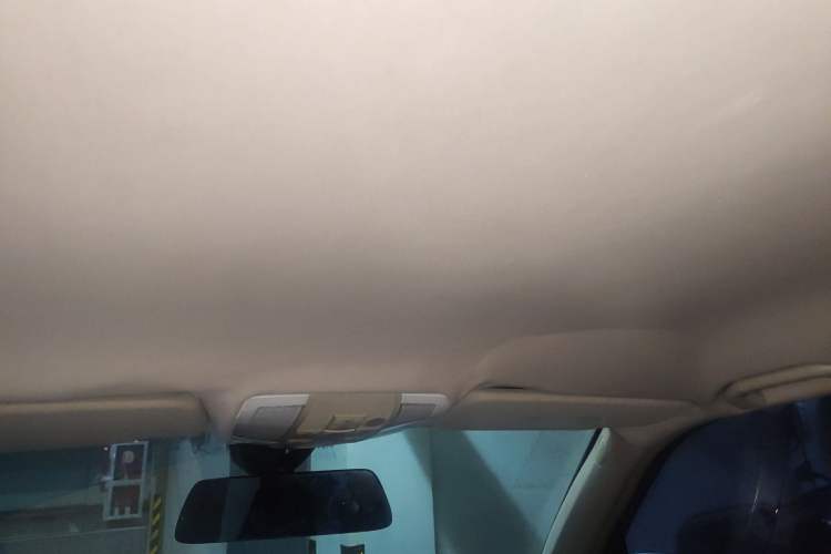 Used Mercedes-Benz GLK-Class 2011 GLK 300 4MATIC Fashion Model Headliner