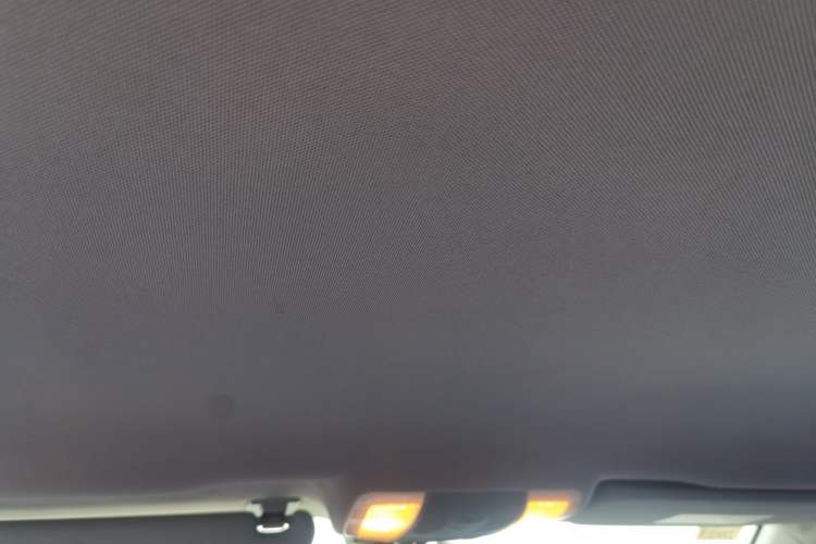 Used Mercedes-Benz GLK-Class 2011 GLK 300 4MATIC Fashion Model Headliner