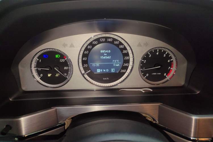 Used Mercedes-Benz GLK-Class 2011 GLK 300 4MATIC Dynamic Model Instrument Cluster