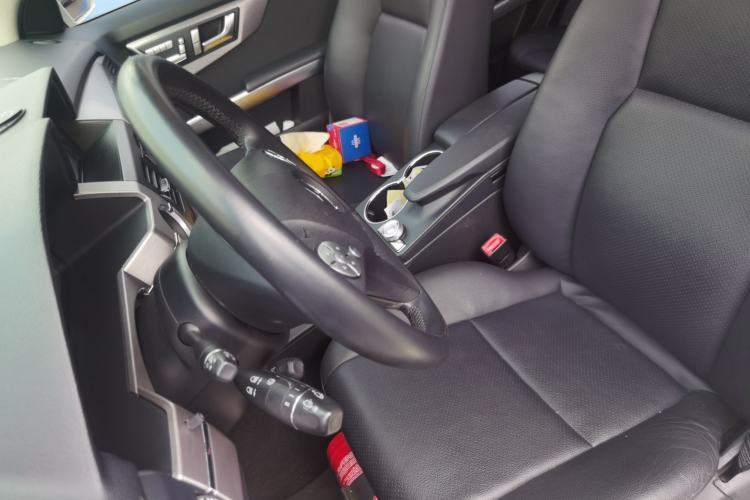 Used Mercedes-Benz GLK-Class 2011 GLK 300 4MATIC Fashion Model Left Front Seat
