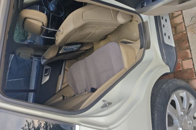 Used Mercedes-Benz GLK-Class 2011 GLK 300 4MATIC Luxury Model Left Rear Seat