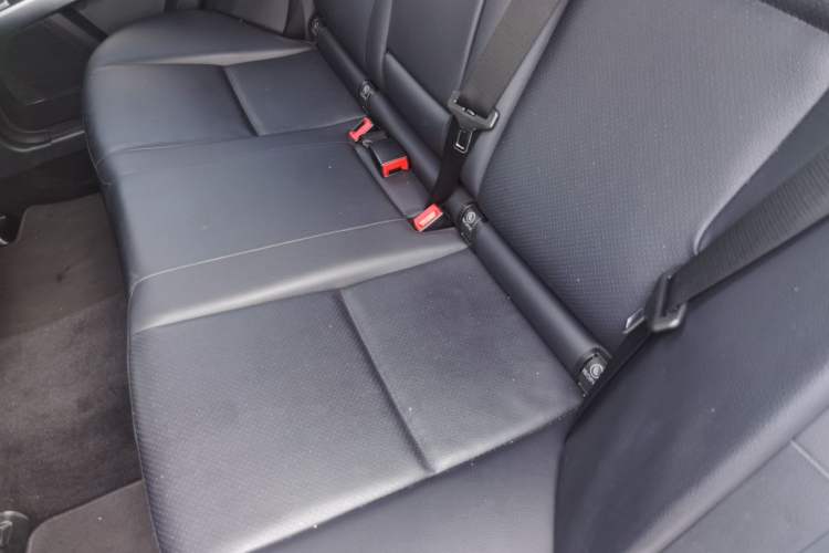 Used Mercedes-Benz GLK-Class 2011 GLK 300 4MATIC Fashion Model Left Rear Seat