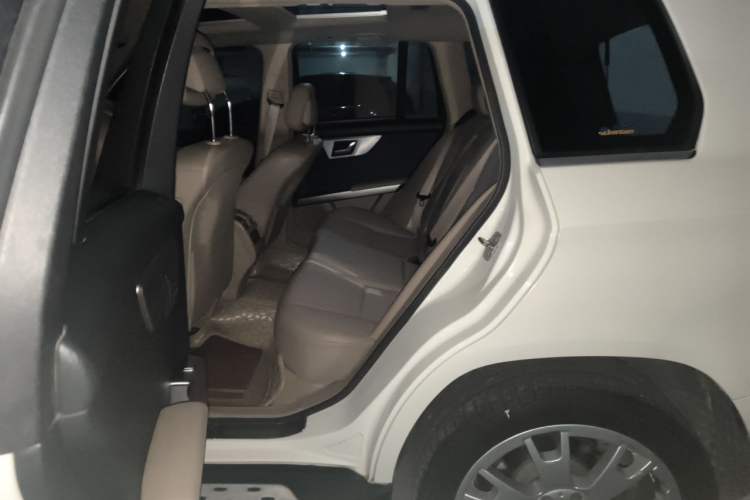 Used Mercedes-Benz GLK-Class 2011 GLK 300 4MATIC Luxury Model Left Rear Seat