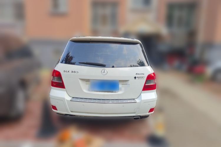 Used Mercedes-Benz GLK-Class 2011 GLK 300 4MATIC Luxury Model Rear
