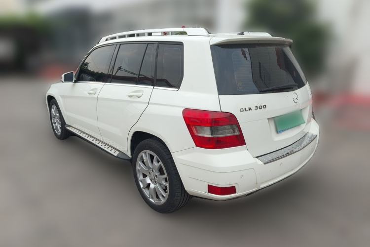 Used Mercedes-Benz GLK-Class 2011 GLK 300 4MATIC Fashion Model Rear Left 45 Deg