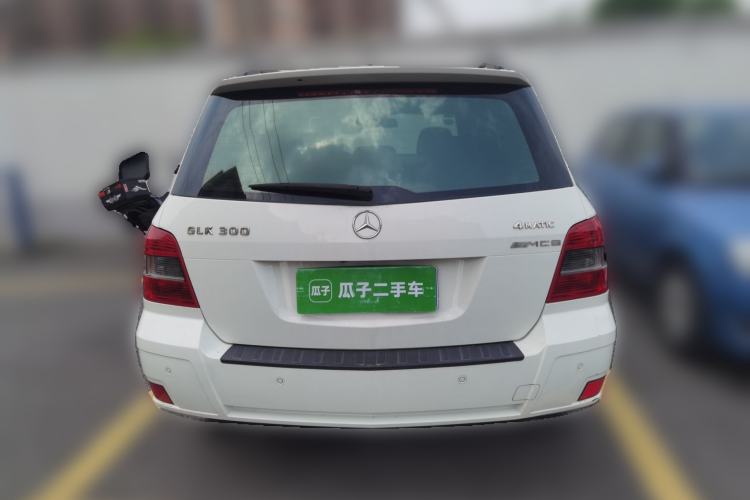 Used Mercedes-Benz GLK-Class 2011 GLK 300 4MATIC Fashion Model Rear
