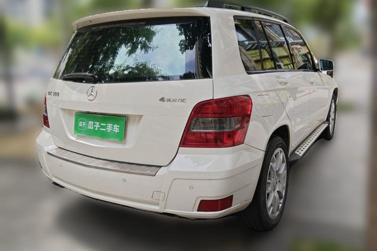 Used Mercedes-Benz GLK-Class 2011 GLK 300 4MATIC Dynamic Model Rear Right 45 Deg