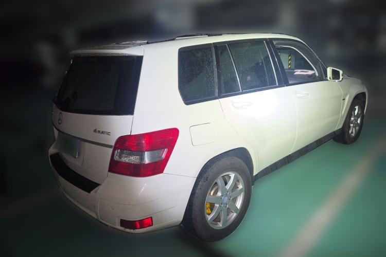 Used Mercedes-Benz GLK-Class 2011 GLK 300 4MATIC Dynamic Model Rear Right 45 Deg