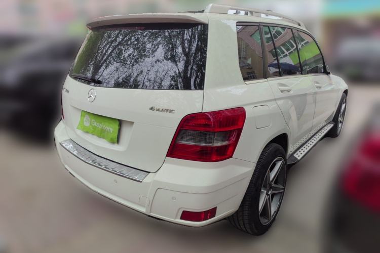 Used Mercedes-Benz GLK-Class 2011 GLK 300 4MATIC Dynamic Model Rear Right 45 Deg