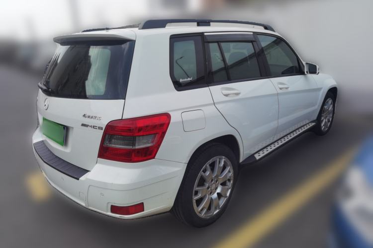 Used Mercedes-Benz GLK-Class 2011 GLK 300 4MATIC Fashion Model Rear Right 45 Deg