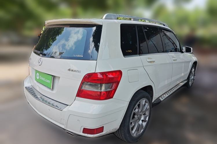Used Mercedes-Benz GLK-Class 2011 GLK 300 4MATIC Fashion Model Rear Right 45 Deg