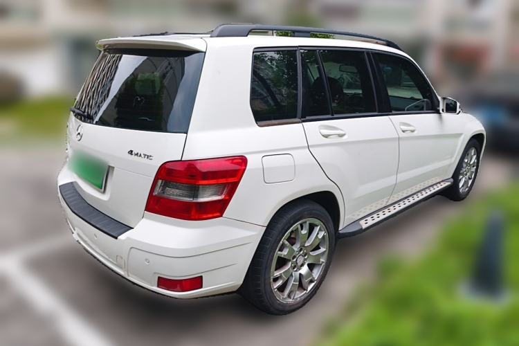 Used Mercedes-Benz GLK-Class 2011 GLK 300 4MATIC Dynamic Model Rear Right 45 Deg