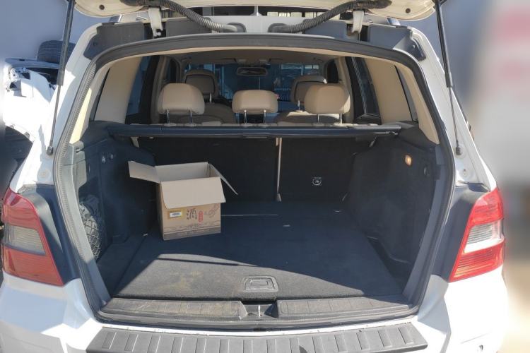 Used Mercedes-Benz GLK-Class 2011 GLK 300 4MATIC Dynamic Model Trunk