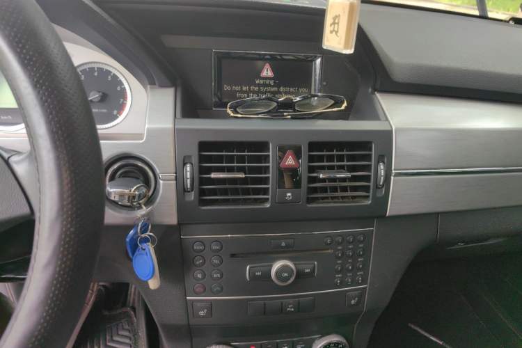 Used Mercedes-Benz GLK-Class 2012 GLK 300 4MATIC Fashion Model Audio And AC Panel