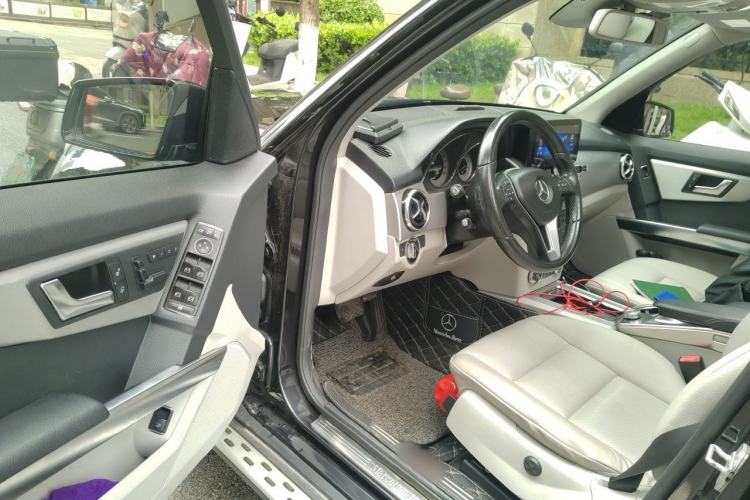 Used Mercedes-Benz GLK-Class 2012 GLK 300 4MATIC Fashion Model Driver Seat