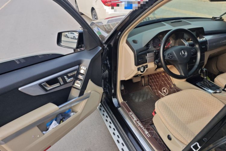 Used Mercedes-Benz GLK-Class 2012 GLK 300 4MATIC Dynamic Edition Driver Seat