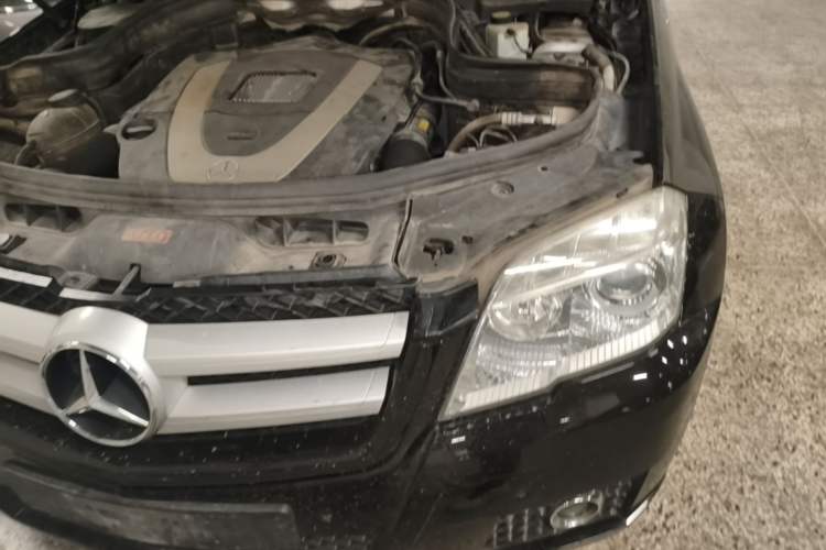 Used Mercedes-Benz GLK-Class 2012 GLK 300 4MATIC Fashion Model Engine Bay Left