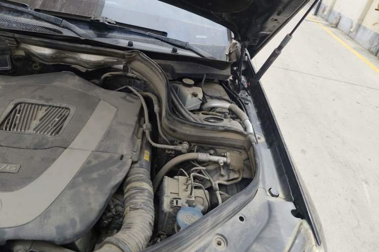 Used Mercedes-Benz GLK-Class 2012 GLK 300 4MATIC Fashion Model Engine Bay Left