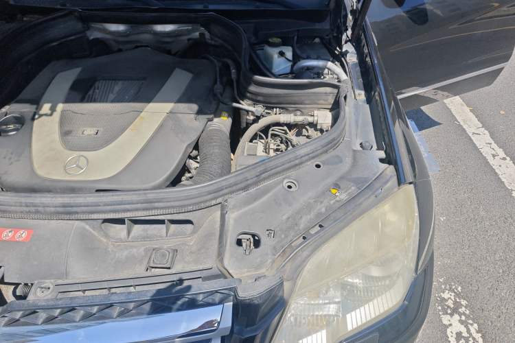 Used Mercedes-Benz GLK-Class 2012 GLK 300 4MATIC Luxury Model Engine Bay Left