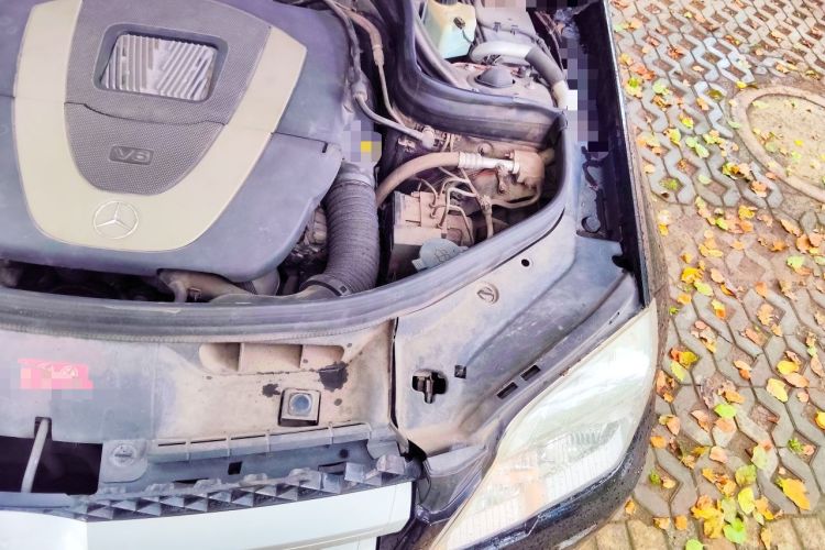 Used Mercedes-Benz GLK-Class 2012 GLK 300 4MATIC Fashion Model Engine Bay Left