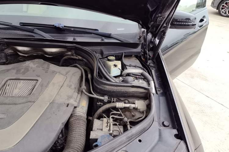 Used Mercedes-Benz GLK-Class 2012 GLK 300 4MATIC Dynamic Edition Engine Bay Left