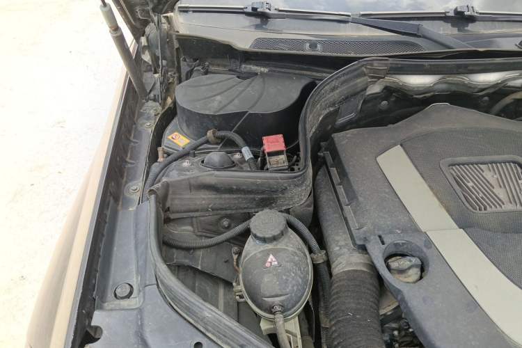 Used Mercedes-Benz GLK-Class 2012 GLK 300 4MATIC Dynamic Edition Engine Bay Right