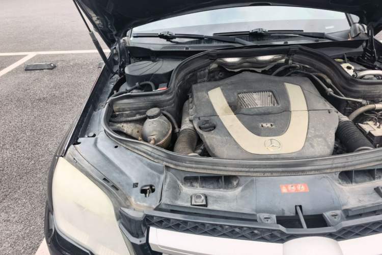 Used Mercedes-Benz GLK-Class 2012 GLK 300 4MATIC Dynamic Edition Engine Bay Right