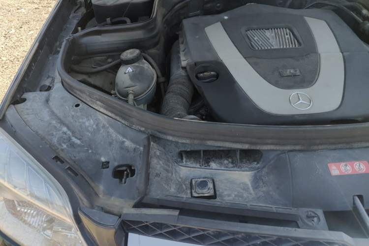 Used Mercedes-Benz GLK-Class 2012 GLK 300 4MATIC Dynamic Edition Engine Bay Right