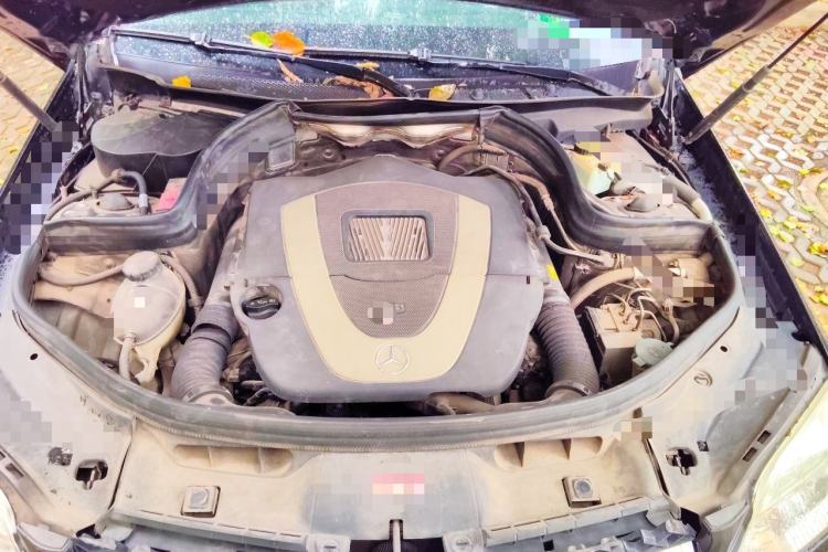 Used Mercedes-Benz GLK-Class 2012 GLK 300 4MATIC Fashion Model Engine Bay