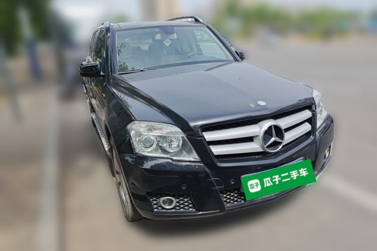 Used Mercedes-Benz GLK-Class 2012 GLK 300 4MATIC Fashion Model Front Right 45 Deg