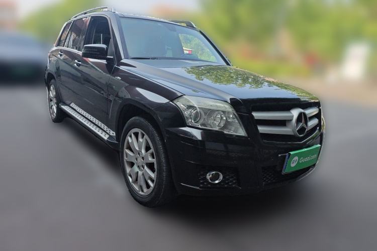 Used Mercedes-Benz GLK-Class 2012 GLK 300 4MATIC Fashion Model Front Right 45 Deg