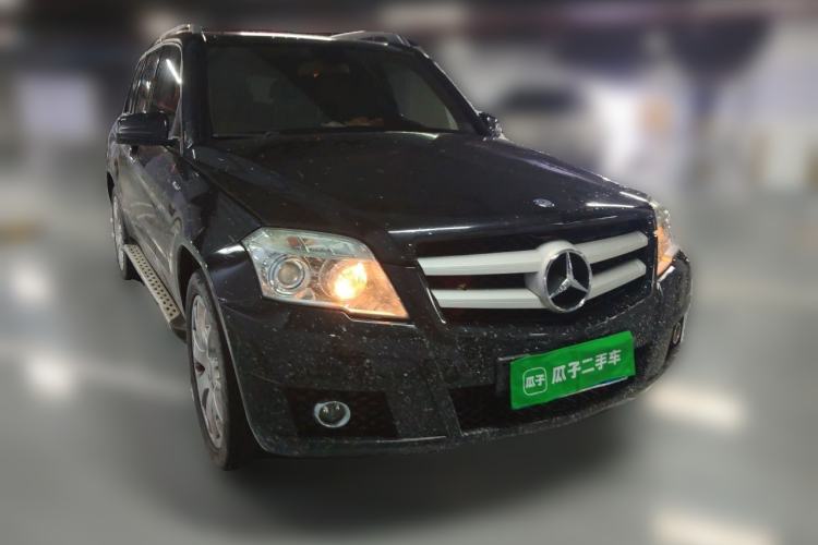 Used Mercedes-Benz GLK-Class 2012 GLK 300 4MATIC Fashion Model Front Right 45 Deg