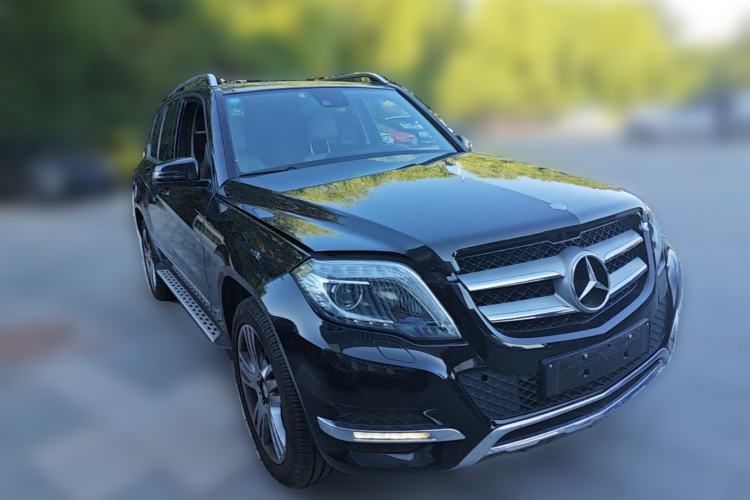 Used Mercedes-Benz GLK-Class 2012 GLK 300 4MATIC Fashion Model Front Right 45 Deg